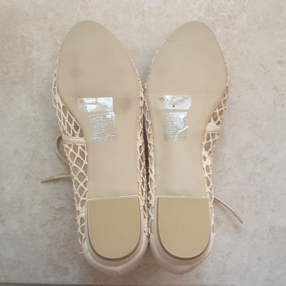 Booties Size 8 - Picture 3 of 5